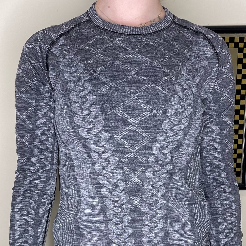 Lululemon Women's Rest Less Pullover Long Sleeve Heather Gray Size: 6